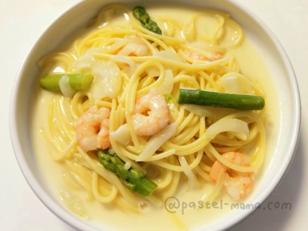 ヘルシオホットクックで作った海老とアスパラのクリームパスタ
