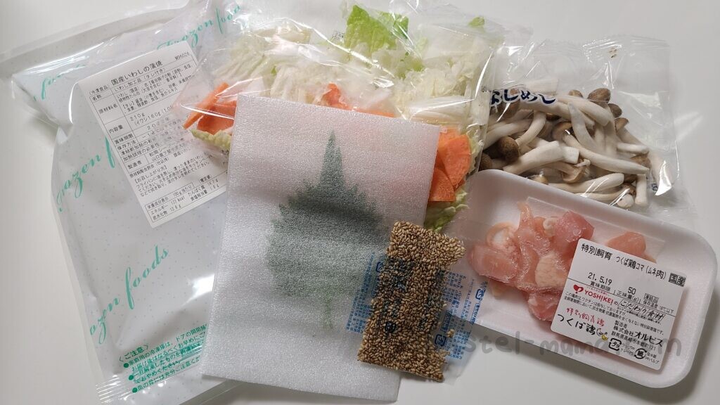 ヨシケイ　国産いわしの蒲焼き丼の材料
